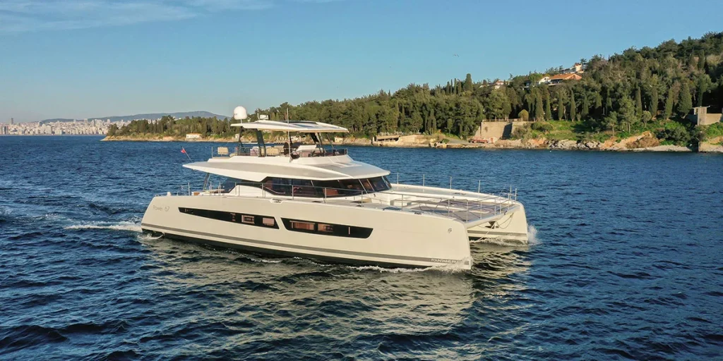 ARIVA Luxury Motor Catamaran Charter Power 67 Fountaine Pajot