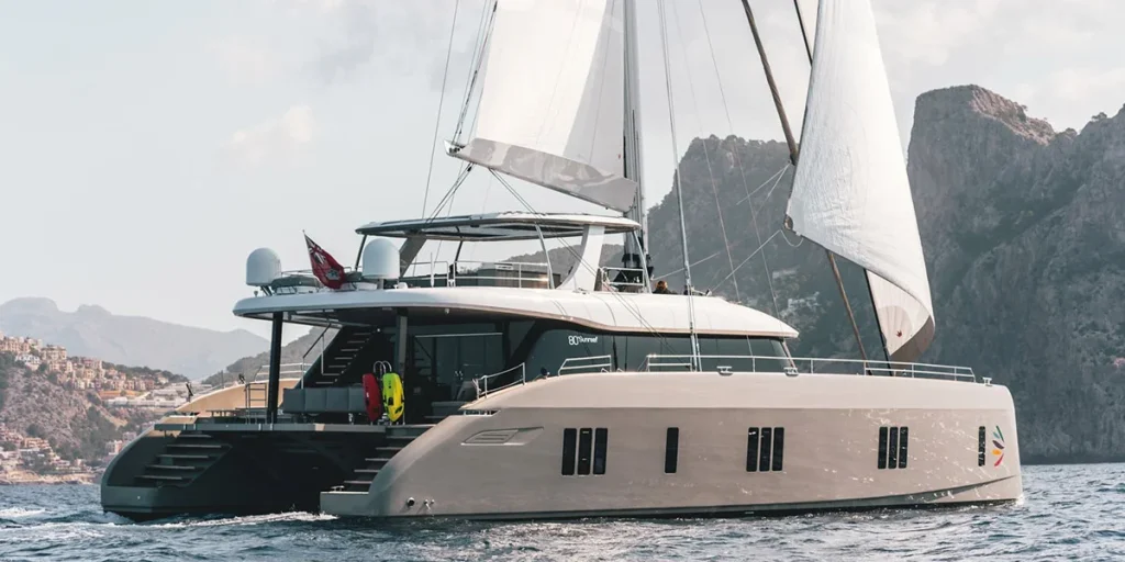 VIVA LA VIDA Luxury Sailing Charter Yacht Sunreef 80 Sailing