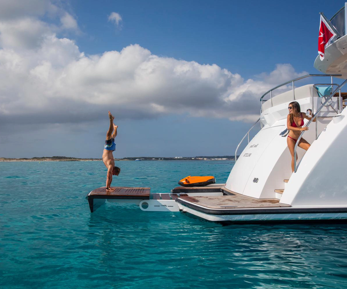 Yacht charter specials luxury charter