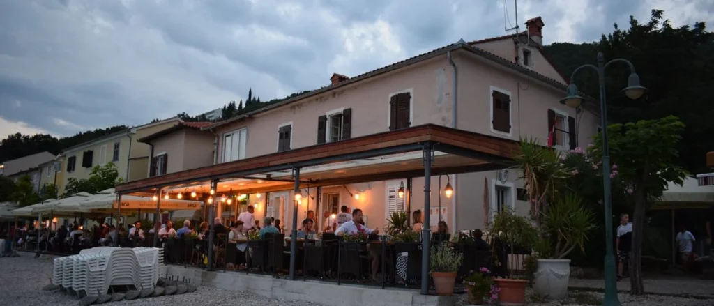 Zijavica, Mošćenička Croatia Restaurant Destination